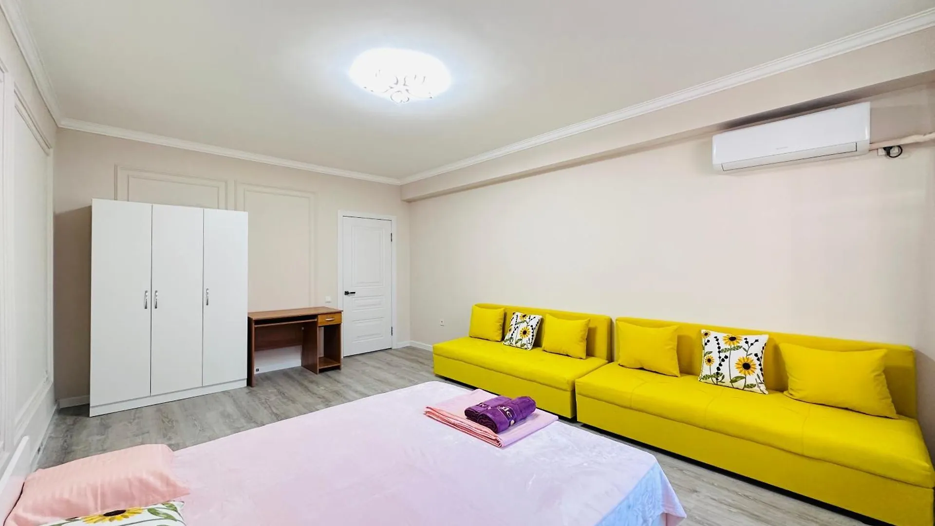 Panorama Perfecto Apartment Almaty
