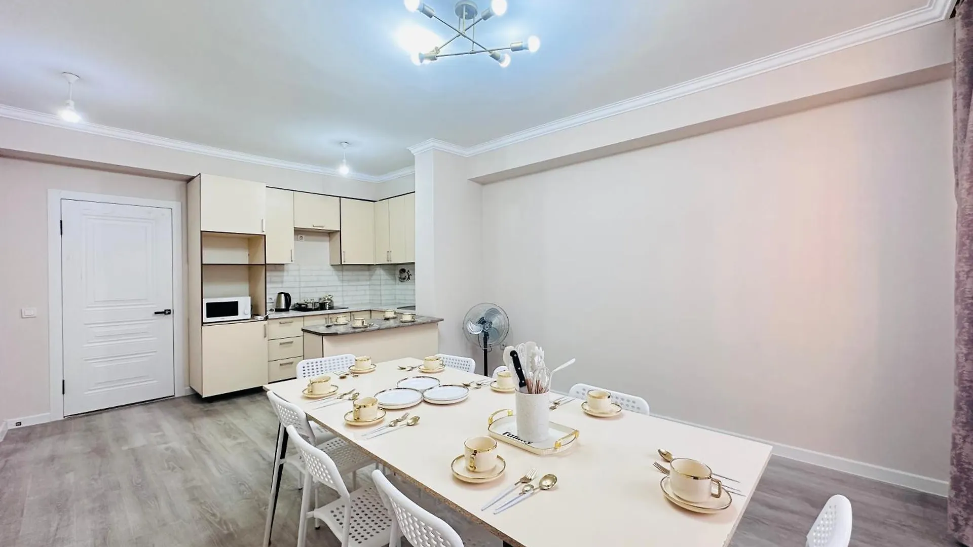 Panorama Perfecto Apartment Almaty